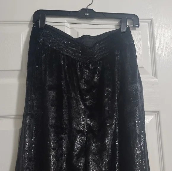 7 For All Mankind Luxe Jogger in Black Shine Size M  Festive Shiny Party Pant - Picture 9 of 14